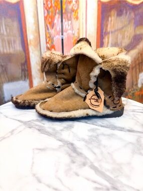 Malibu Cowboy Leather Shearling Handmade Boots Brown Size 7 NWT